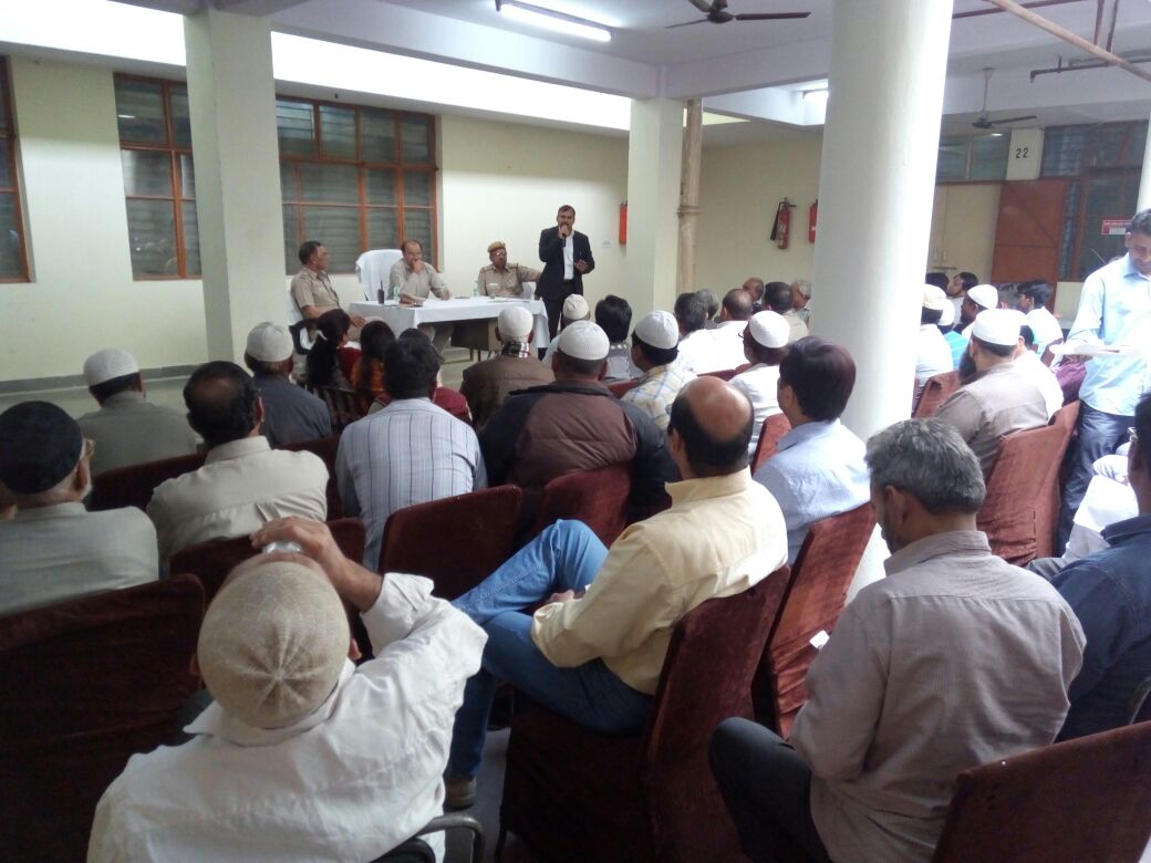 Central DLSA Organised Legal Awareness Programme on “Muslim Personal Laws” on 08-03-2017 at Jama Masjid Police Station.