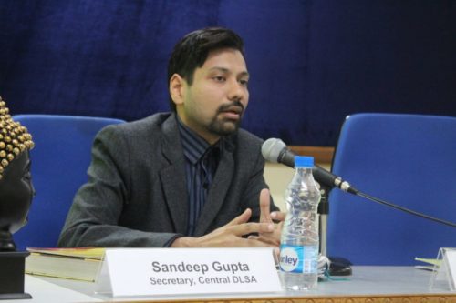 Central DLSA participated in Para Legal Volunteer Training Programme on 21-11-2017 organised by DSLSA at Law Centre -II, Faculty of Law, University of Delhi.