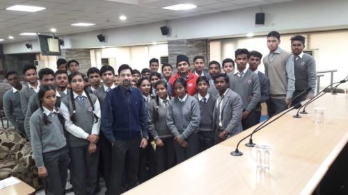 Central DLSA organised Court visit of School Students from RPVV Raj Niwas Marg, Delhi on 27-11-2017. The students Visited Facilitation Centre, Video Conferencing Room Mediation Centre, Criminal and civil Courts.
