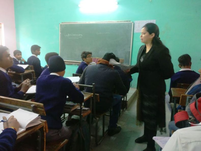 Central DLSA organised Legal Literacy Class at SBV, Roshanara Road, Delhi on 18-12-2017 on the topic of “Water Conservation”.