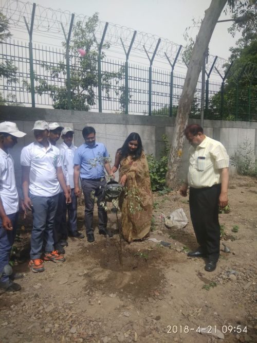Central District Legal Services Authority Organised a Legal Literacy Class in SBV School Mori Gate.