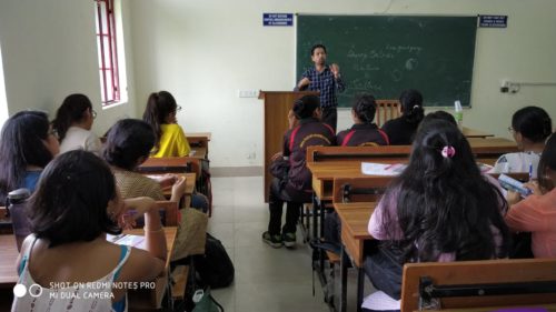 Central DLSA organised lecture at JDM College for Add on Course- Empowerment and Change :Civil Society and the State. Ld. Secretary delivered lecture on Domestic Violence