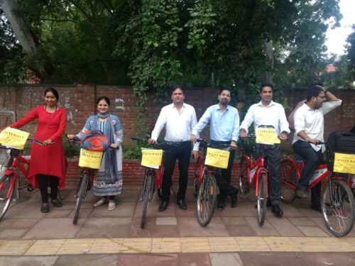 Central and West DLSA organized LEGAL AWARENESS DRIVE on the services provided and different schemes of DSLSA in the vicinity of Andha Mughal, Peer Bagichi, Majnu Ka Tila, Civil Lines and Shakti Nagar Railway Bridge on 25.09.18