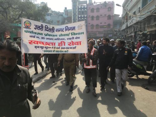 In continuation of the project initiated by CDLSA on Waste Management namely ” Parivartan Ek Zarurat_ – from Waste to wealth , an awareness programme was organized by CDLSA at gate no.1 of Jama Masjid