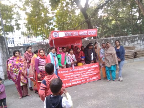 Central DLSA set up a Help Desk for women at Women Shelter Home , Kabir Basti, Malka Ganj on 11.02.19 from 3:30 p.m. Panel advocates of CDLSA disscussed the issues