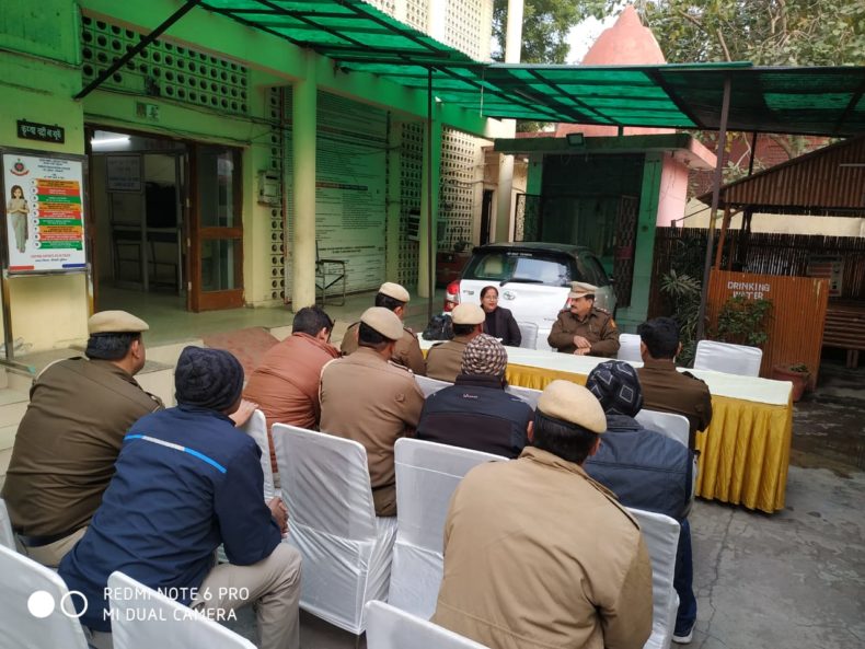 Central District Legal Services Authority* organised a Legal Literacy Class by Panel Advocate at Parsad Nagar Police Station.