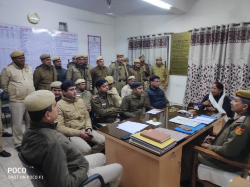 Central District Legal Services Authority* organised a Legal Literacy Class by Panel Advocate at Civil Line Police Station.