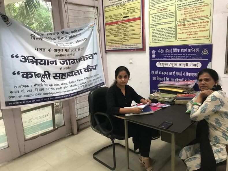 Legal help-desk- 4 by Central District Legal Services Authority under Pan India Awareness and Outreach Campaign: Azadi ka Amrit Mahotsav at PS Pahad Ganj*