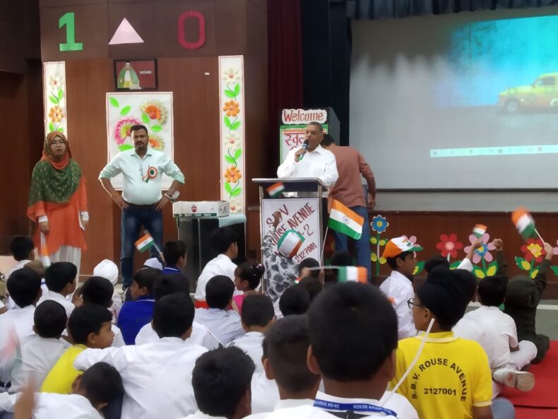 In the celebration of 75th years of India’s Independence Day, Central District Legal Services Authority under the aegis of NALSA and DSLSA, in association with Sarvodaya Bal Vidyalaya organised an sensitization programme on the Flag Code of India and movie screening.