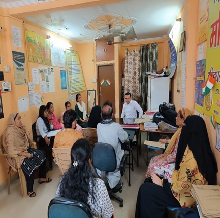 Central District Legal Services Authority organized legal awareness session on 24.04.2023 in the office of Mahila Panchayat at Indian Medicine Development, 273, Kucha Mir Ashiq, Chawari Bazar, Jama Masjid, Delhi.