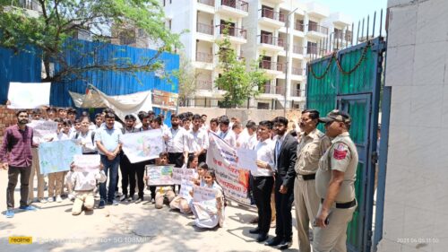 Central District Legal Services Authority under the aegis of NALSA and DSLSA, in the observance of World Environment Day  organized an awareness campaign i.e. Awareness Rally at Link Road, Karol Bagh