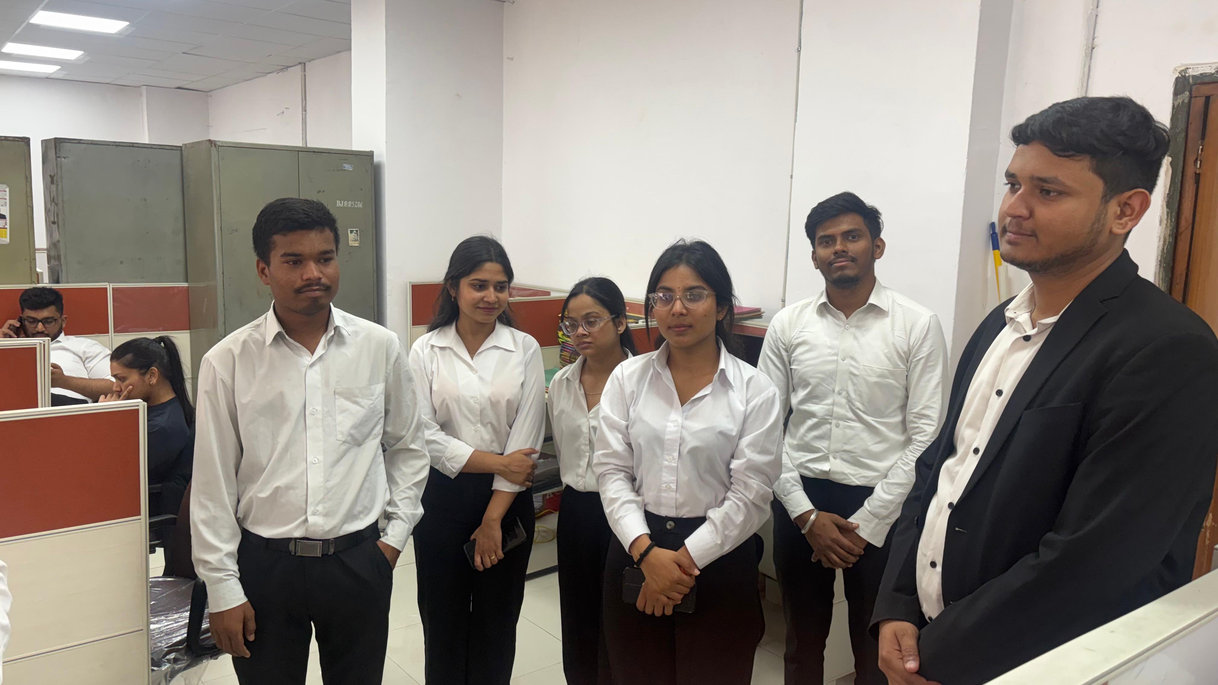 NALSA interns attached with CDLSA, Tis Hazari Courts, Delhi, visited the Legal Aid Defense Counsel (LADC) Office at Tis Hazari on 18.05.2026