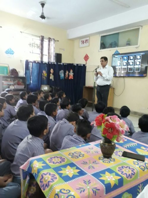 DLSA East celebrated “Teacher’s Day” by organising an Awareness Programme by deputing Mr. Charan Jeet, LAC  DLSA East/KKD as Resource Person on the topic  “Importance of Education & National Unity” on 05.09.2017  at Shishu Bharti Vidyalya, Gandhi Nagar, Delhi.  Participating students were very enthusiastic in making queries and the programme was appreciated by all concerned.