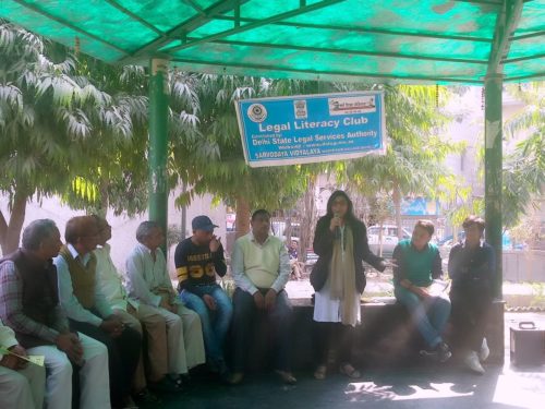 DLSA East in association with Netheal Charitable Trust organised an Awareness Programme on “Provisions beneficial for Senior Citizens” on 24.2.18 at D Park, Pandav Nagar, Delhi by deputing Ms. Kavita Rani, LAC.