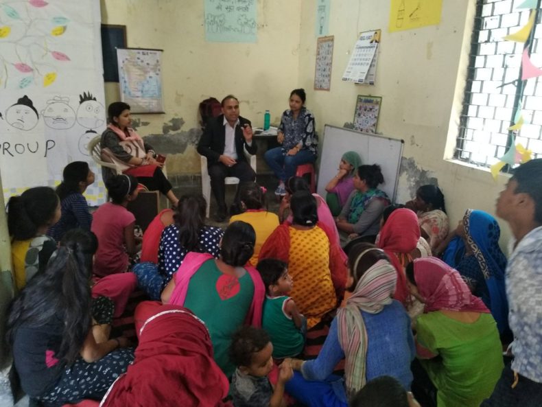 DLSA East in association with “CFAR Organization” conducted an  Legal Awareness Programme  at Community  Level on the topic  “Domestic Violence  & Services being provided by DLSA” on 23.04.2018  at Ambedkar  Park, Trilok Puri, Delhi, Delhi. Sh. Shitanshu Kumar Gaur, LAC (DLSA)/East, Karkardooma Courts, Delhi was the Resource Person who  delivered lecture and had interactive session with the participants.  The programme was appreciated by all concerned.