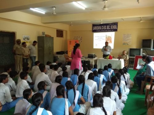 In compliance of directions of DSLSA, DLSA (East) in association with District Education Authorities organised an Awareness-cum-Sensitization Programme at Sarvodaya (Co-ed) SS, Patparganj, I.P. Extn, Delhi for the students of the school on “Sexual Violence Module” on 02.05.2018. Sh. Pawan Kumar, Secretary (DLSA)/East was the Resource Person for the programme who addressed a big number of students through lectures, PPTs, Videos etc. and had interaction with them.