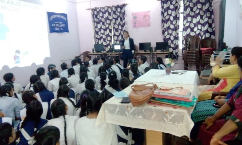 In compliance of directions of DSLSA, DLSA (East) in association with District Education Authorities organised an Awareness-cum-Sensitization Programme at “SKV, Old  Seelampur Delhi-31 for the students of the school on “Sexual  Violence  Module” on 18.08.2018.  Ms. Sonal Chauhan (DLSA)/East was the Resource Person for the programme who addressed a big number of  students through lectures, PPTs, Videos etc. and had interaction with them.