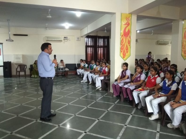 In compliance of directions of DSLSA, DLSA (East) in association with District Education Authorities organised an Awareness-cum-Sensitization Programme at “Mother Marry’s School, Mayur Vihar Phase-I, Delhi for the students of the school on “Sexual  Violence  Module” on 23.08.2018.  Sh. Pawan Kumar, Secretary (DLSA)/East was the Resource Person for the programme who addressed a big number of  students through lectures, PPTs, Videos etc. and had interaction with them.