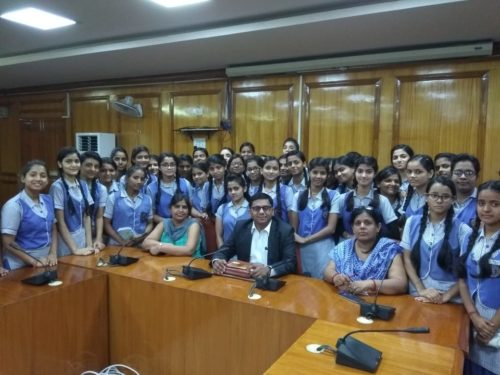 DLSA (East) organised a Court Visit of students of  “SKV,  West Vinod Nagar, Delhi  on 25.08.2018 at 10:00 am onwards.  Various Courts were shown to the students and they also had interaction with the Ld. Sitting Judges of the Courts.  At last, the students were gathered at Conference Room of Karkardooma Courts, where the Secretary of DLSA (East) addressed them and also had interactive session with them.  The students were very enthusiastic in making queries which were satisfactorily responded to by the Secretary.  The visit was appreciated by all concerned.