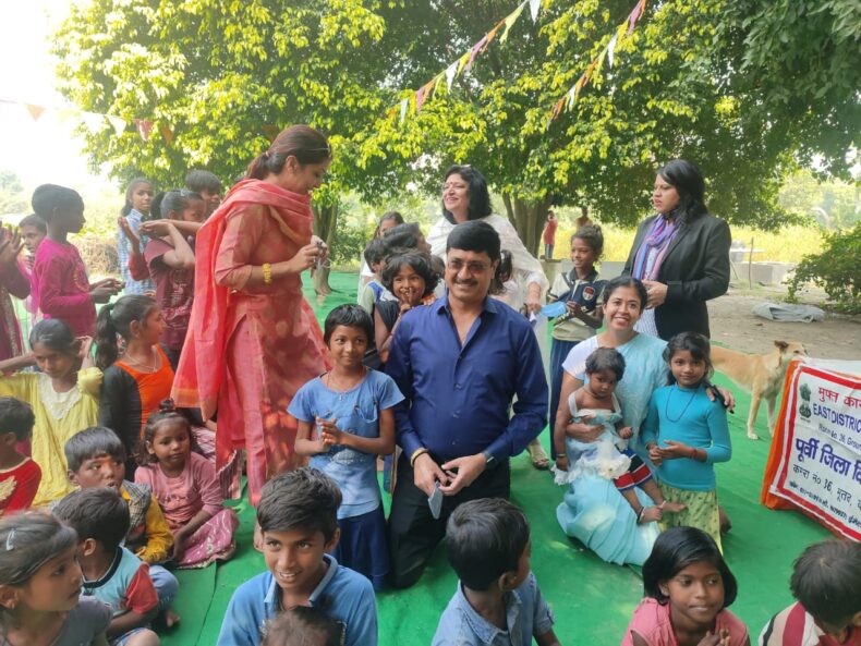 A “Magic Show” was also organized to celebrate ‘Diwali’ at Yamuna Khadar Village, Near Yamuna Bank Metro Station, Delhi on 02.11.2021.