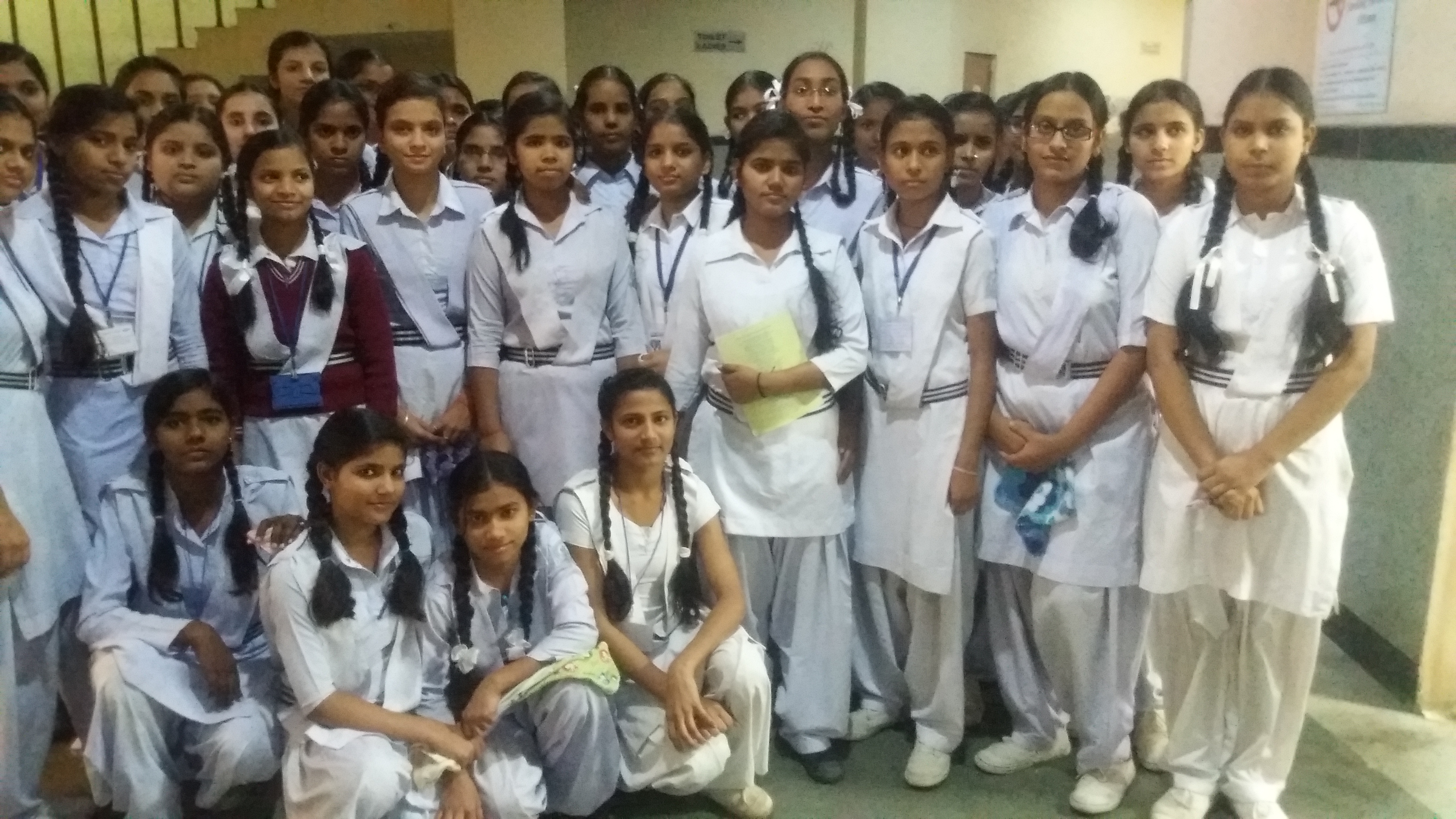 SKV School, Mangol Puri visited Rohini Court Complex