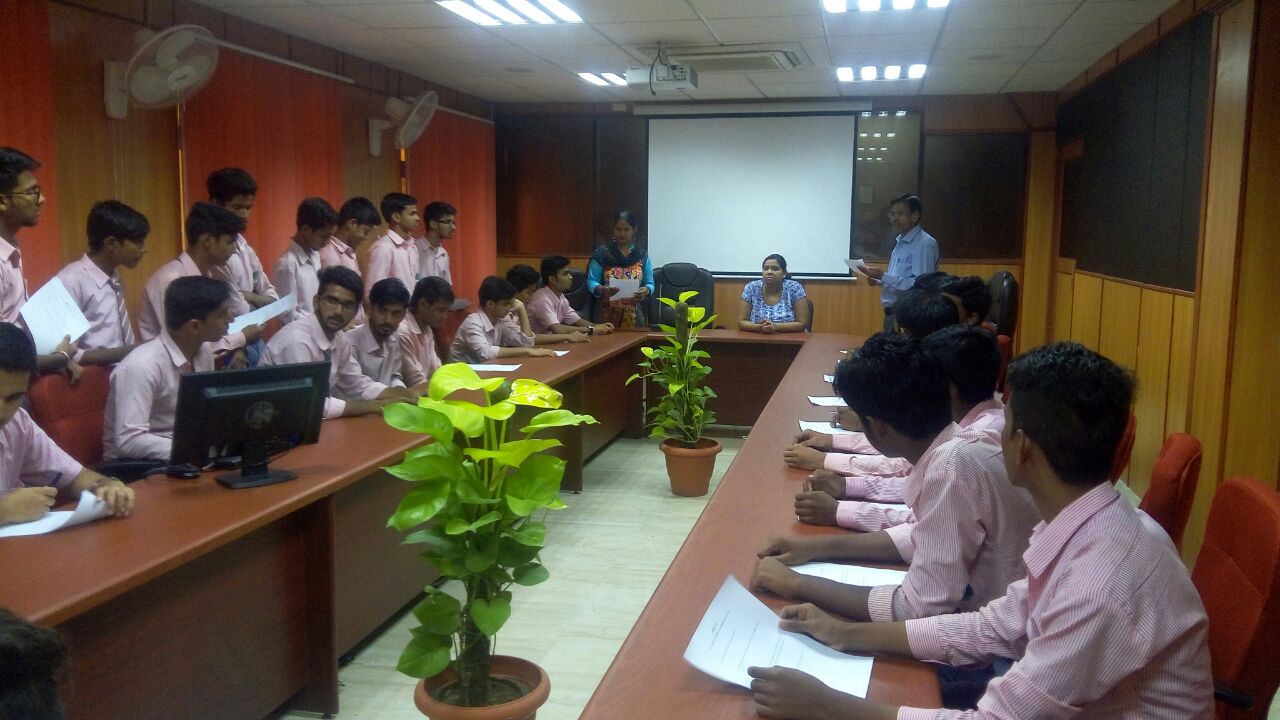 Students from N.P. Co-Ed Senior Secondary School at Tilak Marg Visited Patiala House Courts to observe the Court Proceeding on 21.07.2016