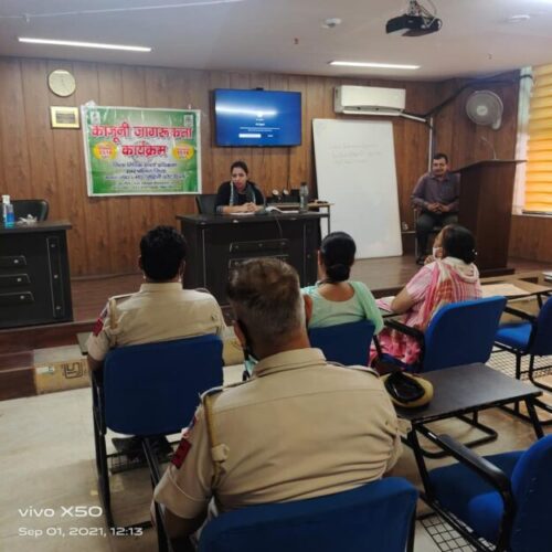 On 01.09.2021, North-West District Legal Services Authority ( under the aegis of NALSA & DSLSA) organised training cum sensitisation program for Beat officers and Help Desk staff  of Delhi Police,  Rohini district on the topic “Juvenile Justice Act, POCSO Act & recent criminal law amendments”.