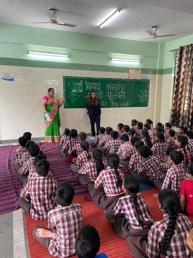 on 30.07.2022 a Legal Literacy Program was conducted at MCD School, EE-Block, Jahangirpur Delhi. Ms. Aarti Manchanda, LAC was the resource person