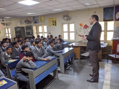 On 25.01.2023 , North West District Legal Services Authority (under the aegis of DSLSA and NALSA) conducted a Legal Literacy Program for the students of Sarvodaya bal Vidyalaya, Shakurpur No. 1 Delhi on the topic “Fundamental Duties and Fundamental Rights”