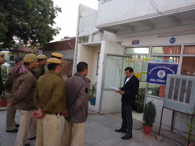 LEGAL LITERACY CLASSES ORGANISED BY DLSA, (SOUTH) AT POLICE STATION: FATEHPUR BERI FOR POLICE OFFICIALS POSTED IN THE SOUTH DISTRICT ON 21.12.2016