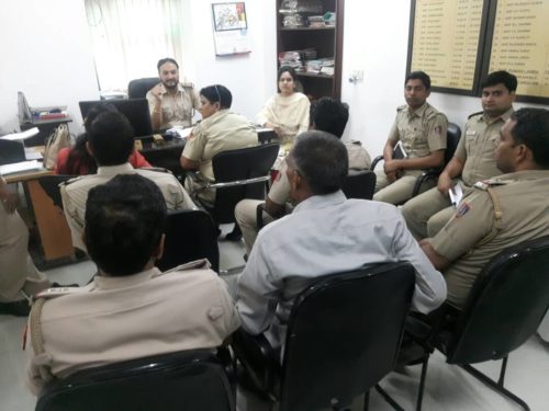 DLSA (SOUTH) ORGANIZED LEGAL LITERACY CLASSES AT POLICE STATION: MEHRAULI ON 28.04.2017
