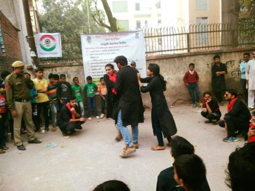 UNDER THE CAMPAIGN ‘CONNECTING TO SERVE” DLSA (SOUTH) ORGANIZED AWARENESS CAMP AND NUKKAD NATAK AT TIGRI EXTENSION ON 11.11.2017