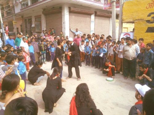 UNDER THE CAMPAIGN ‘CONNECTING TO SERVE” DLSA (SOUTH) ORGANIZED AWARENESS CAMP AND NUKKAD NATAK AT (BLOCK, F-1), SANGAM VIHAR ON 14.11.2017