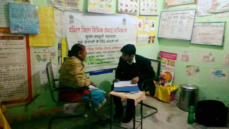 DLSA (SOUTH) ESTABLISHED HELP DESK AT ANGANWADI CENTRE NO. 28 (E-504, JJ CAMP TIGRI) ON 01.12.2017