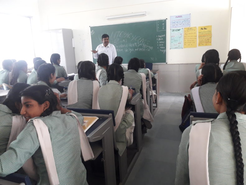 LEGAL LITERACY CLASS AT GGSSS, MANDI (ID-1923064) ON 05.04.2018