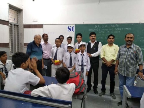 DLSA (SOUTH) CONVENED POSTER MAKING COMPETITION AT GBSSS, PUSHPA VIHAR, SECTOR-1,MB ROAD, (1923058) ON THE OBSERVANCE OF WORLD EARTH DAY ON 18.04.2018