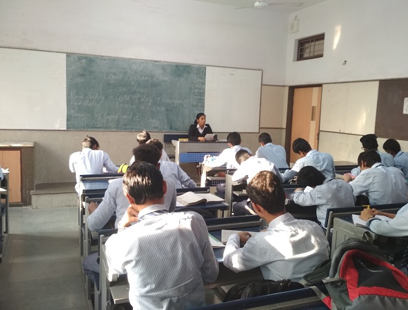 LEGAL LITERACY CLASS AT GBSSS, SEC-V, DR. AMBEDKAR NAGAR, (ID-1923011) ON 26.11.2018