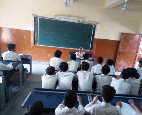 LEGAL LITERACY CLASS AT GGSSS, BEGUMPUR, 1923027 ON 18.04.2019