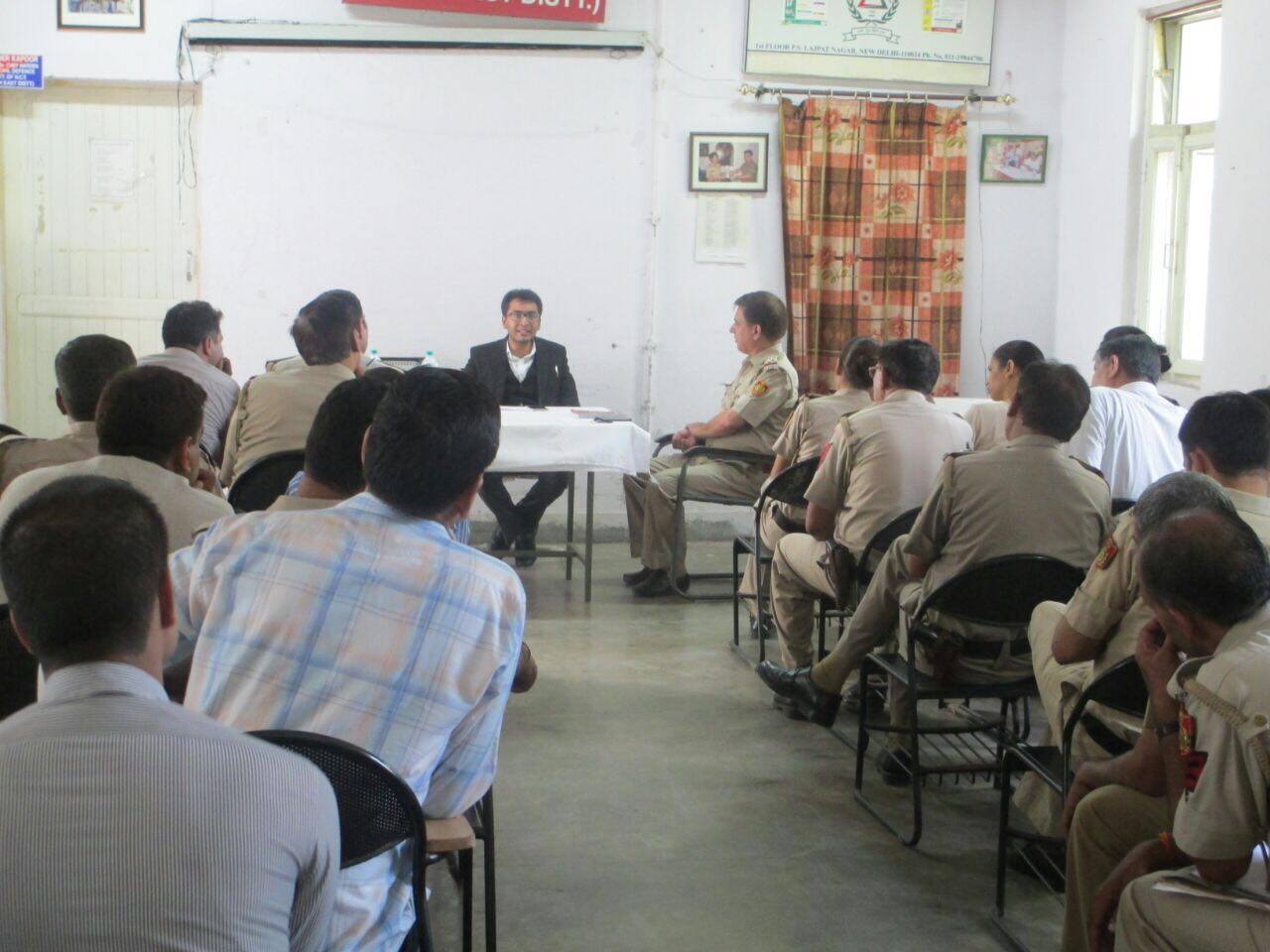 TRAINING PROGRAMME  FOR POLICE OFFICERS AT POLICE STATION:  LAJPAT NAGAR CONDUCTED BY EMPANELLED ADVOCATE OF DLSA, SOUTH-EAST ON 10.09.2016