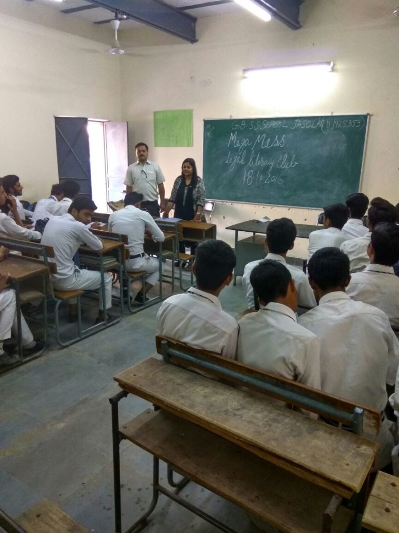 MASS LEGAL LITERACY CAMPAIGN CONDUCTED AT 18.10.2016 AT GBSSS, JASOLA VILLAGE SHAHEEN  BAGH