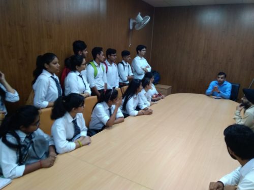 visit of Students of Ideal Institute of Management & Training