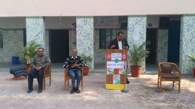 Legal Awareness Programme on Human Rights at Govt. Co-ed. Sr. Sec School, Bamnoli on 29 Dec, 2016 by Sh. Gaurav Kohli, Legal Aid Counsel