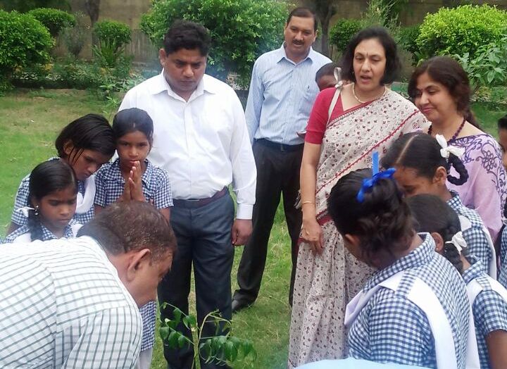 Greening Delhi Campaign organised by SW-DLSA at Govt. Girls Sr. Sec. School, Dwarka Sec-3, 1st Site on 17.07.2017 by Sh. Kishore Kumar, Ld. MM, Dwarka Courts.