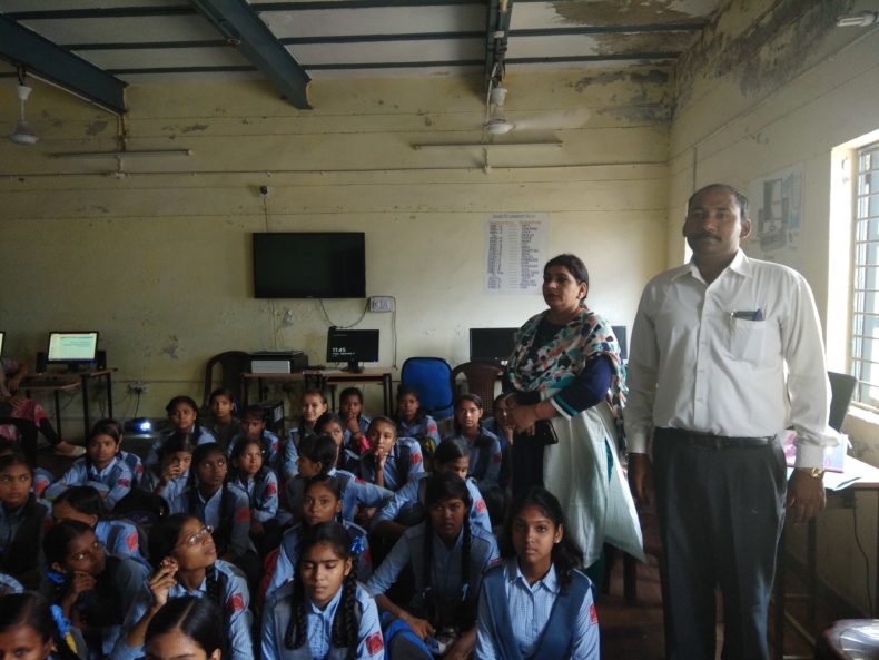 Legal Awareness Programme at Govt.co-ed. S.S.School, Nangli Sakrawati on 08-09-17