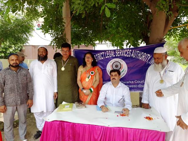 Legal Aid Help Desk at Defence Enclave, Najafgarh on the Independence Day