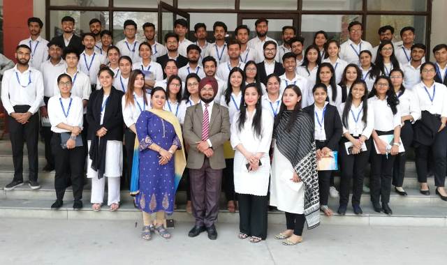 Visit of students of Trinity Institute of Professional studies to Dwarka Courts
