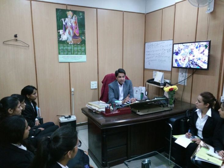 Visit of interns at DLSA WEST to observe functioning of Front office, POCSO court and MM Courts.