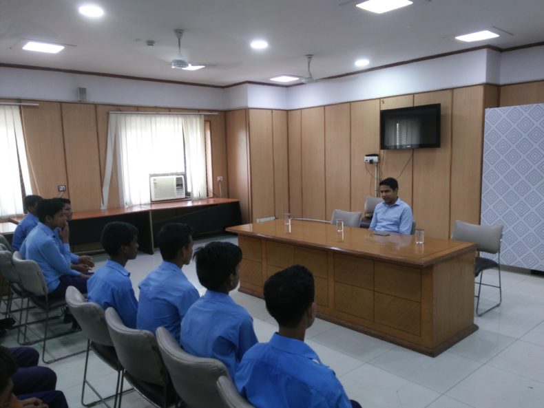 Court visit by GBSSS, Mundka School