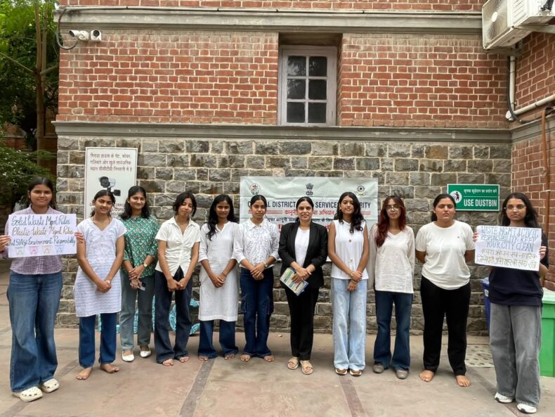 CDLSA organized a Nukkad Natak by the student members of the Legal Aid Centre, Miranda House College, under the NALSA JAGRITI Scheme, on “Legal Literacy for People, Planet and Prosperity” through the focused topic of “Solid Waste Management” on 25.09.2026