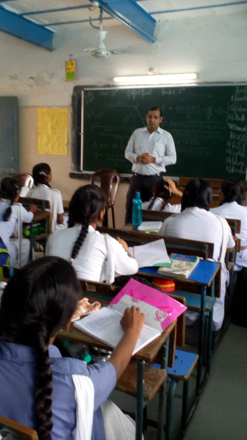 DLSA, Rohini Courts organized a Legal Literacy Programme  at Sarvodya kanya Vidylaya, Jagatpur,Delhi.